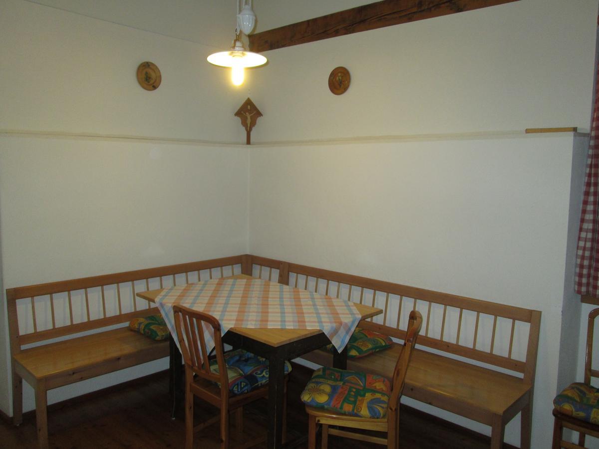 Schloss Manndorf Gaestehaus Kotschach-Mauthen Екстериор снимка